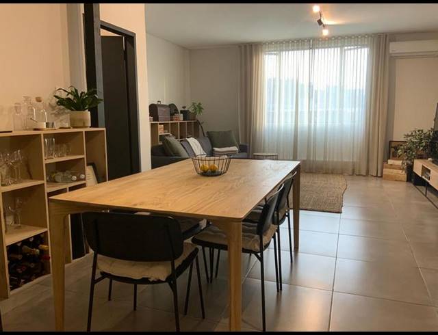 2 BEDROOM APARTMENT FOR SALE IN SANDOWN